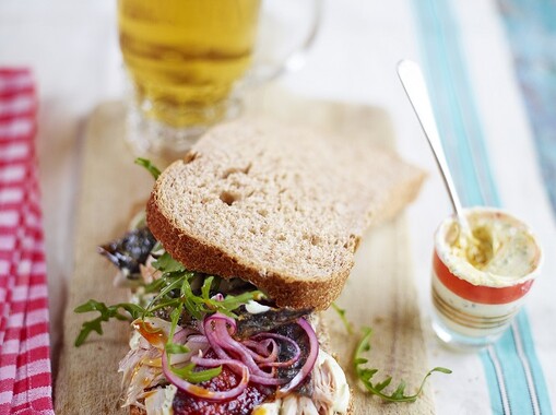 Sandwich met chorizo & makreel